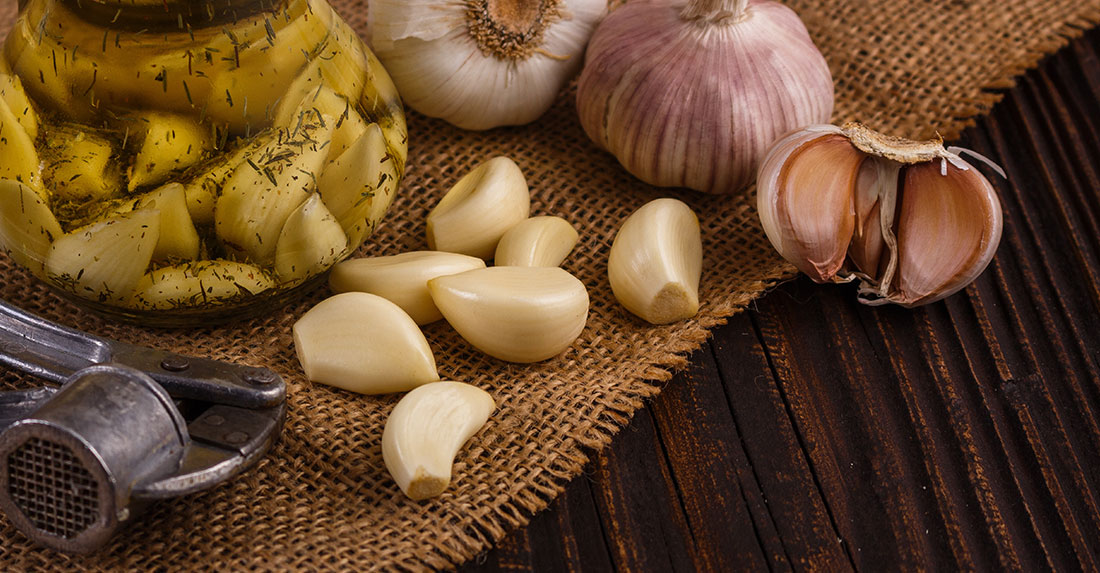 olio evo aromatizzato all'aglio